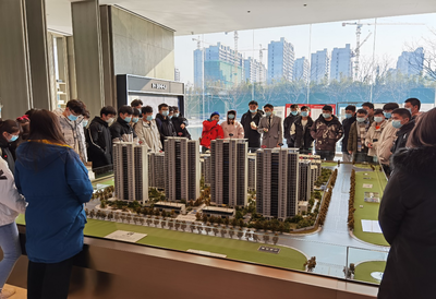 經(jīng)管學(xué)院師生到融創(chuàng)中國安徽公司、貝殼找房安徽分公司交流學(xué)習(xí)